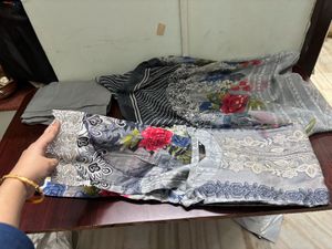 Heavy Pakistani Floral patch Kurta Set