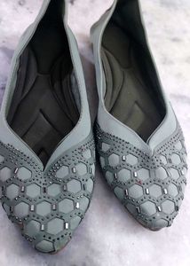 Stylish Embellished Ballet Flats