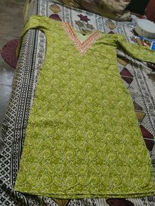 Vibrant Green Paisley Print Kurta
