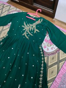 Price Dropped Of This Beautiful Suit 👍👍 Hurry Up