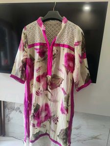 Floral Print Kurta with Lace Detail