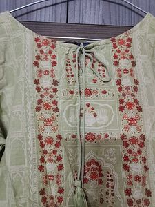 Avaasa Straight Kurti