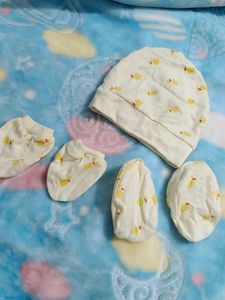 Baby Hat, Mittens, and Booties Set