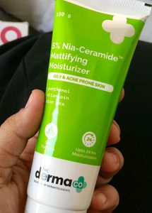 The Derma Co Mattifying Moisturizer