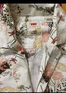 Levi's Relaxed Fit Floral Print Shirt