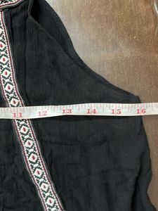 Black Sleeveless Top