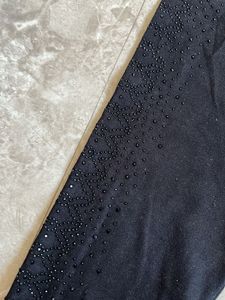 Chic Black Leggings with Zipper Detail