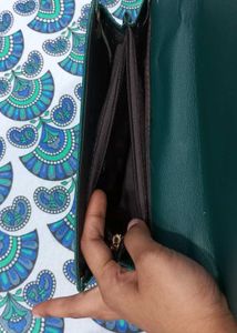Chic Green Crossbody Bag