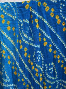 Pure Bandhani Stall cum dupatta