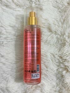 Max Pink Body Mist with Gold Cap