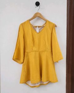 Mustard Yellow Size 10 Like New