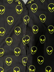 Black Alien Print Shirt – Oversized Fit