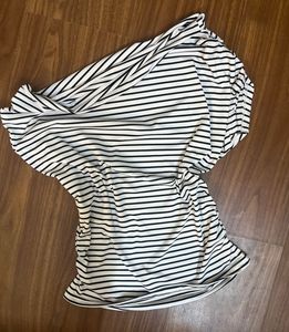 Savana Striped One-Shoulder Top