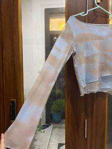 blue mesh top