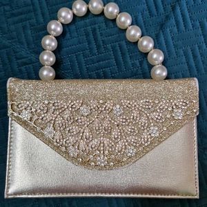 Price Drop !! Sling Clutch 🌟