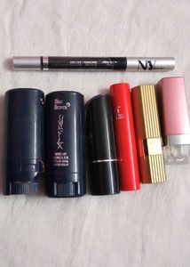 😊Combo Set Of Lipsticks, Conciler Stick,& Kohl