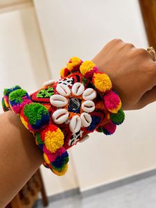 Boho Multicolored Cowrie Shell Bracelet