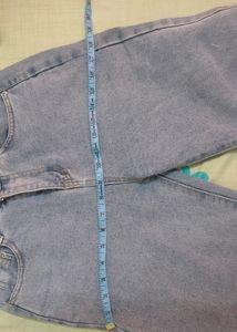 Straight Leg High Waist Jeans