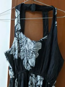 Flowy Black Floral Maxi Dress