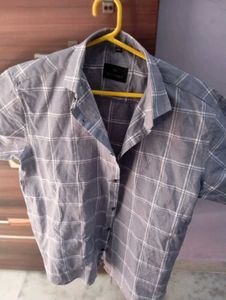 Men's Grey Checkered Casual Shirt