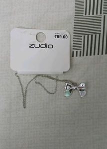 Zudio Silver Bow Necklace