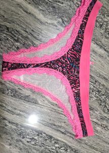 Women's Printed Thong Panties with Lace Trim
