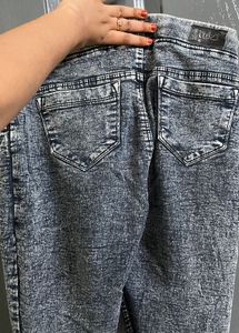 Acid Wash Skinny Jeans