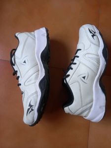Kraasa Sport shoes
