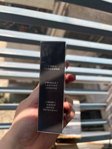 Hira Oak &amp; Smoke Eau de Parfum