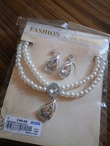 Pearl and Crystal Jewelry Set