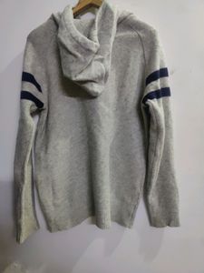 Small Size Sweater For Girls With Hoody
