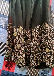 Elegant Embroidered Kurti