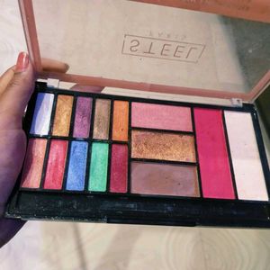 Eyeshadow pallet