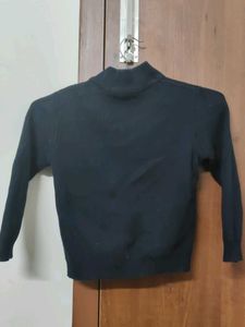 Less Used Sweat Shirt In Mango Brand