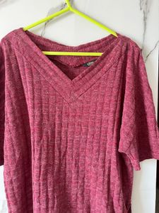 Red Knit V-Neck Top