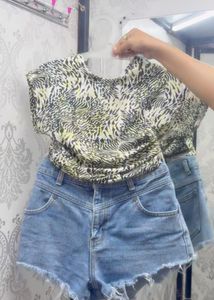 Stylish Animal Print Top & Denim Shorts Set