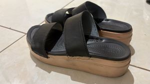 CROCS Black Heels