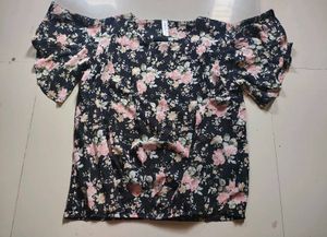 Floral Print Puff Sleeve Top