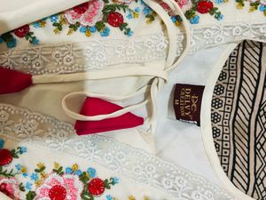 Elegant White Floral Embroidered Kurti Set