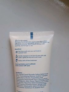 Becalm Airy Face Wash for Oily Skin