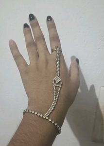 Sparkling Rhinestone Hand Bracelet