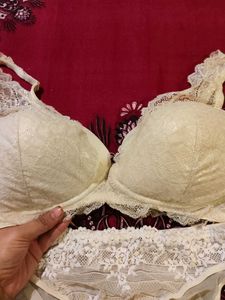 Victoria's secret laungerie set