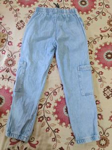 Light Wash Cargo Jeans (joggers)