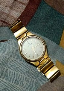 Titan Gold Analog Watch