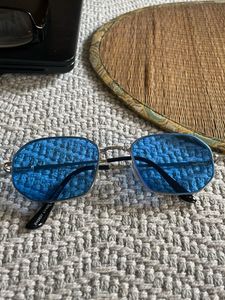 Assorted Sunglasses Lot - 5