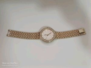 Elegant Gold-Tone Ladies Watch