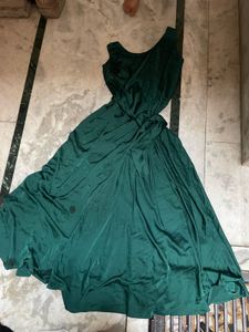 Elegant Emerald Green Dress