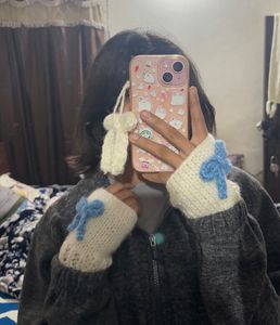 COMBO of pinteresty hand gloves & Phone charm