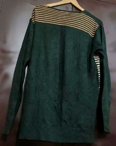 Green🟢 Color Sweatshirt For 40 Chest