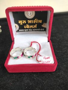 Rounds Toerings Pure Silver (Wt-: 4.300gram)